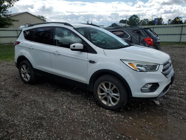 1FMCU9GDXJUA43863 - 2018 FORD ESCAPE SE WHITE photo 4