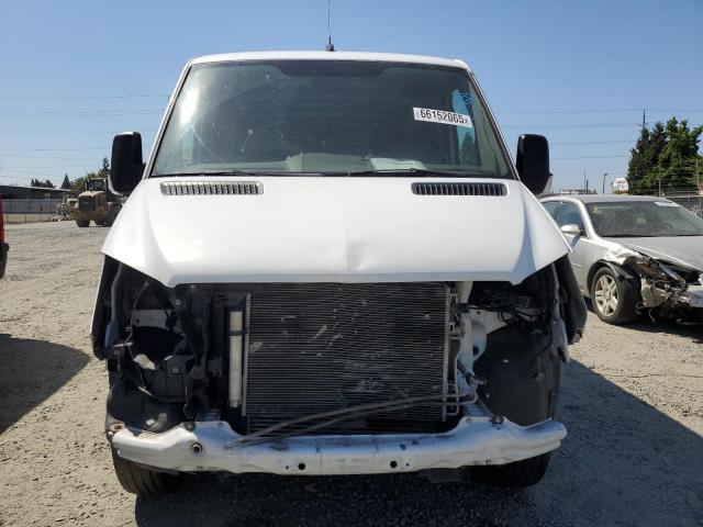 WD3PE7CD2HP380673 - 2017 MERCEDES-BENZ SPRINTER 2500 Weiß Foto 5
