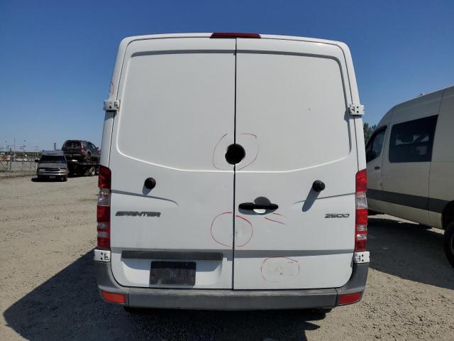 WD3PE7CD2HP380673 - 2017 MERCEDES-BENZ SPRINTER 2500 Weiß Foto 6