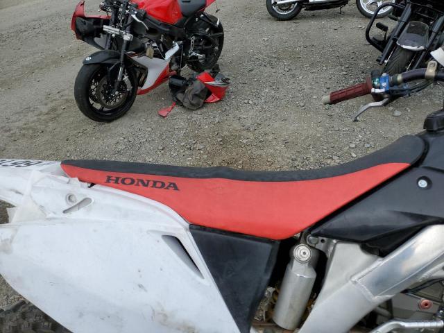 JH2ME10397M302304 - 2007 HONDA CRF250 R RED photo 8