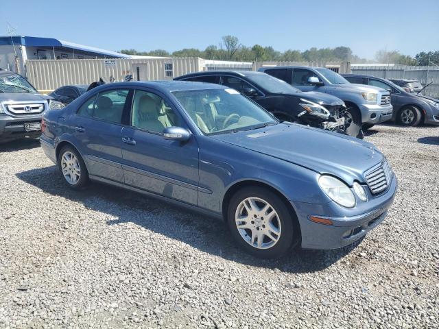 WDBUF56J36A766948 - 2006 MERCEDES-BENZ E 350 BLUE photo 4