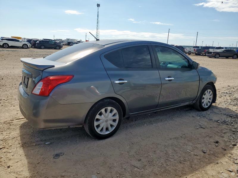 3N1CN7AP9JL879458 - 2018 NISSAN VERSA S 石墨色 照片 3