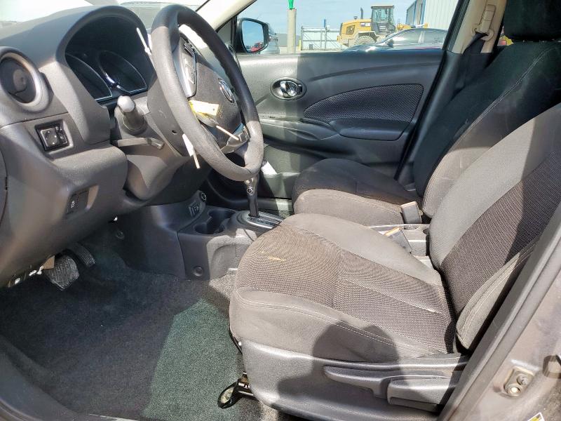 3N1CN7AP9JL879458 - 2018 NISSAN VERSA S 石墨色 照片 7