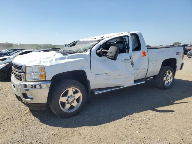 1GC2KYE88DZ245680 - 2013 CHEVROLET SILVERADO K2500 HEAVY DUTY LTZ WHITE photo 1