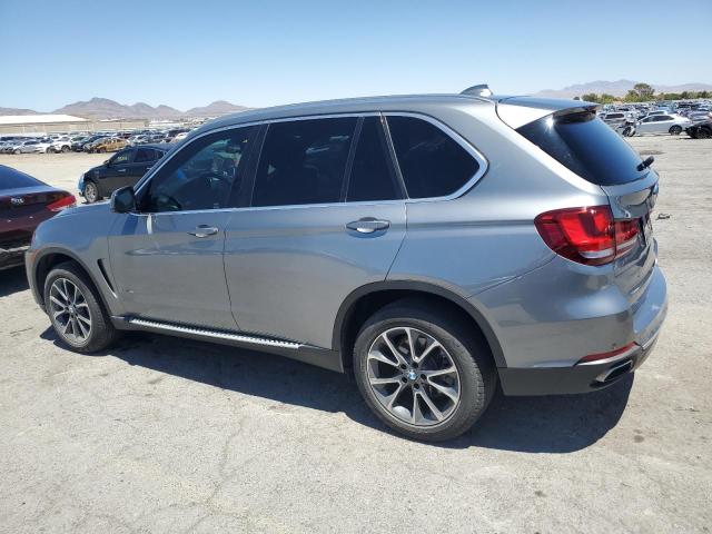 5UXKR2C58J0X09082 - 2018 BMW X5 SDRIVE35I SILVER photo 2