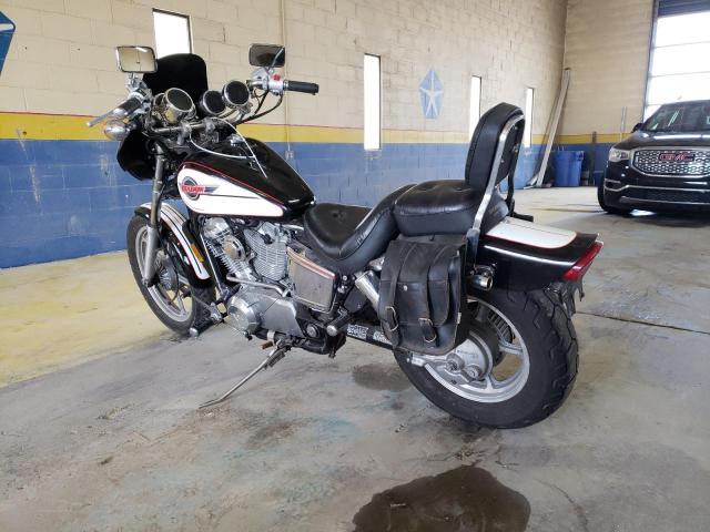 1HFSC1810RA805562 - 1994 HONDA VT1100 C TWO TONE photo 3