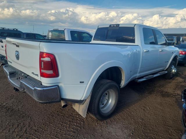 3C63RRJL3NG356842 - 2022 RAM 3500 LARAMIE WHITE photo 3