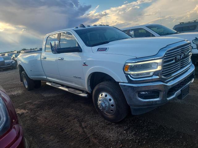 3C63RRJL3NG356842 - 2022 RAM 3500 LARAMIE WHITE photo 4