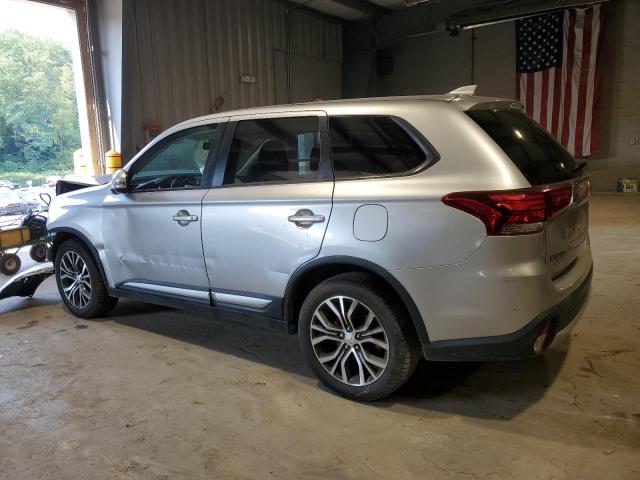 JA4AZ3A3XJZ004570 - 2018 MITSUBISHI OUTLANDER SE SILVER photo 2