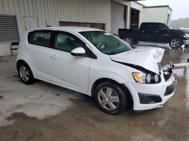 1G1JA6SH3G4174678 - 2016 CHEVROLET SONIC LS WHITE photo 4