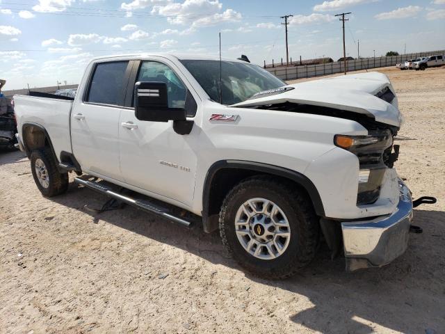 1GC4YNEY7MF299902 - 2021 CHEVROLET SILVERADO K2500 HEAVY DUTY LT WHITE photo 4