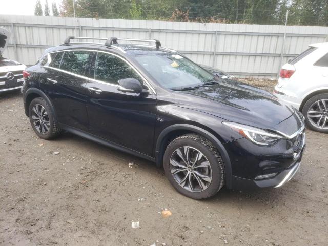 SJKCH5CRXHA030784 - 2017 INFINITI QX30 BASE BLACK photo 4