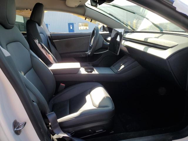 5YJ3E1EA1SF902702 - 2025 TESLA MODEL 3 WHITE photo 7