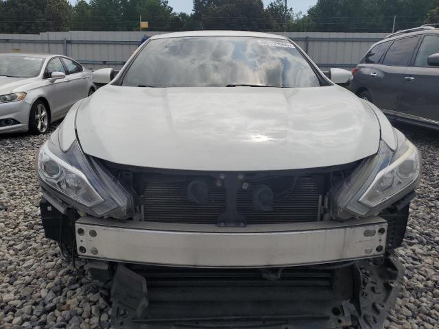 1N4AL3AP7JC245358 - 2018 NISSAN ALTIMA 2.5 თეთრი ფოტო 5