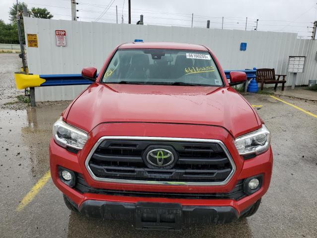 3TMAZ5CN9JM072540 - 2018 TOYOTA TACOMA DOUBLE CAB 红色 照片 5