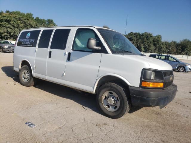 1GAWGPFA5D1173083 - 2013 CHEVROLET EXPRESS G2 LS WHITE photo 4