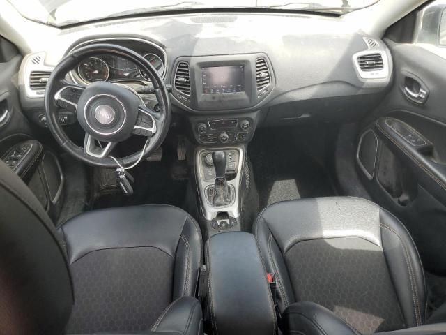 3C4NJDBB0KT755311 - 2019 JEEP COMPASS LATITUDE ნაცრისფერი ფოტო 8