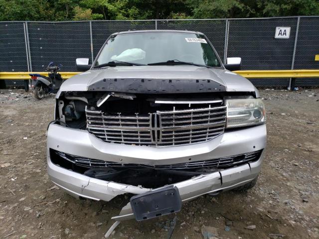 5LMJJ3J54BEJ01361 - 2011 LINCOLN NAVIGATOR L SILVER photo 5