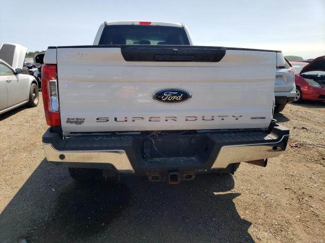 1FT8W3B63JEC01223 - 2018 FORD F350 SUPER DUTY WHITE photo 6