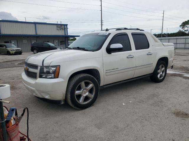 3GNMCGE0XCG243400 - 2012 CHEVROLET AVALANCHE LTZ WHITE photo 1