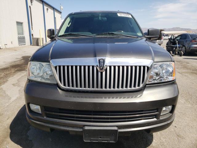 5LMFU27565LJ18063 - 2005 LINCOLN NAVIGATOR ნაცრისფერი ფოტო 5