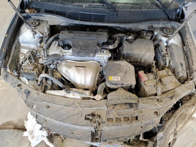 4T1BF1FK0HU648010 - 2017 TOYOTA CAMRY LE SILVER photo 11
