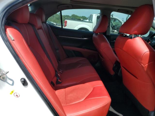 4T1B61HK7KU209620 - 2019 TOYOTA CAMRY XSE Weiß Foto 10