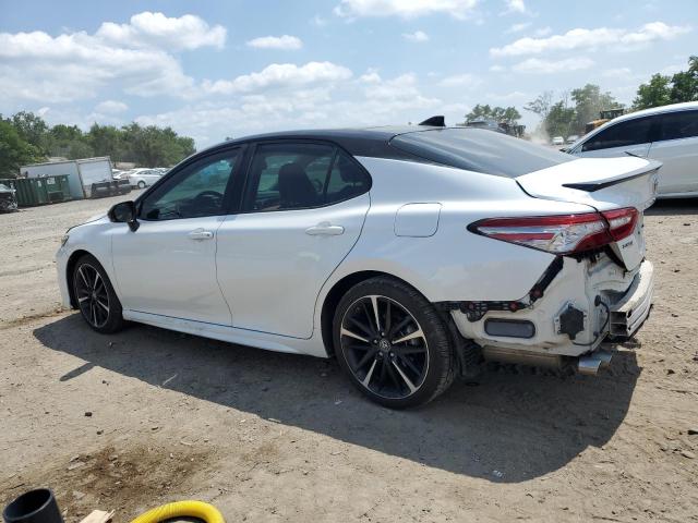 4T1B61HK7KU209620 - 2019 TOYOTA CAMRY XSE Weiß Foto 2