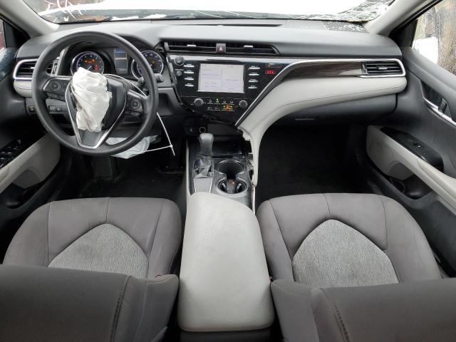 4T1B11HK9JU070233 - 2018 TOYOTA CAMRY L WHITE photo 8