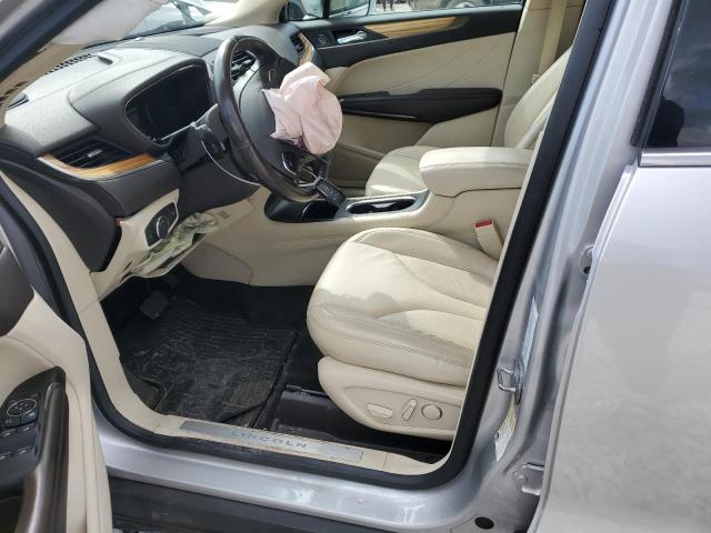 5LMTJ2DH9GUJ11938 - 2016 LINCOLN MKC SELECT 银色 照片 7