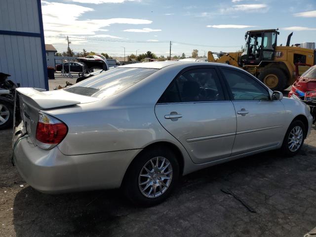 4T1BE32K75U576352 - 2005 TOYOTA CAMRY LE SILVER photo 4