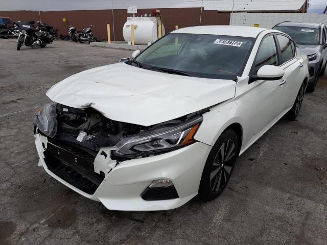 1N4BL4DW7NN363854 - 2022 NISSAN ALTIMA SV WHITE photo 2