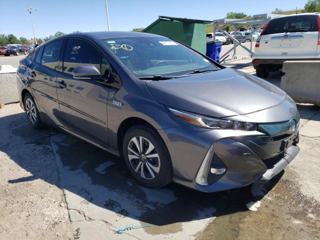 JTDKARFP4J3071250 - 2018 TOYOTA PRIUS PRIM ნაცრისფერი ფოტო 4