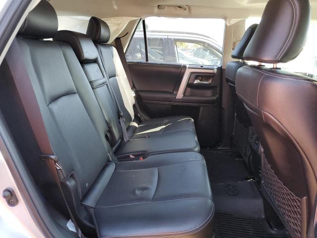 JTEBU5JR3J5517736 - 2018 TOYOTA 4RUNNER SR5/SR5 PREMIUM 灰色 照片 11