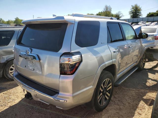 JTEBU5JR3J5517736 - 2018 TOYOTA 4RUNNER SR5/SR5 PREMIUM 灰色 照片 3