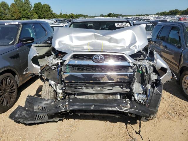 JTEBU5JR3J5517736 - 2018 TOYOTA 4RUNNER SR5/SR5 PREMIUM 灰色 照片 5