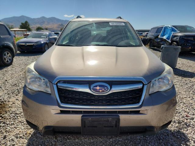 JF2SJAFC2FH473939 - 2015 SUBARU FORESTER 2.5I PREMIUM TAN photo 5