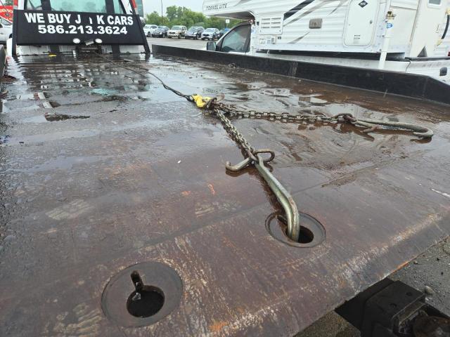 1GBJ6H1C61J503588 - 2001 CHEVROLET C-SERIES C6H042 Weiß Foto 10