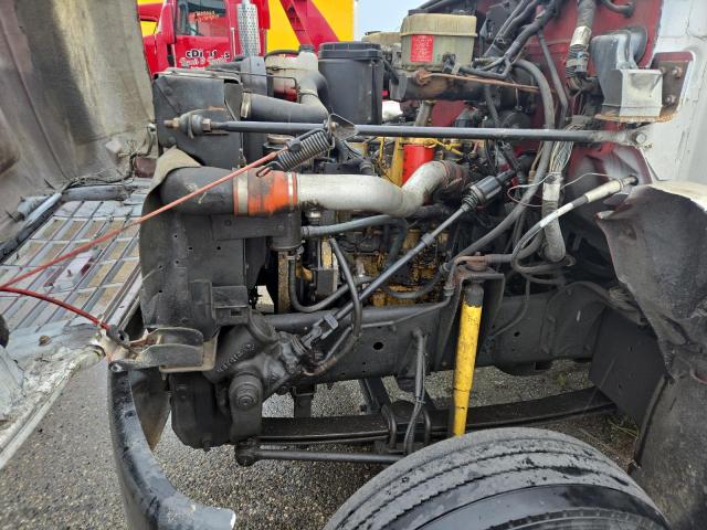 1GBJ6H1C61J503588 - 2001 CHEVROLET C-SERIES C6H042 Weiß Foto 12