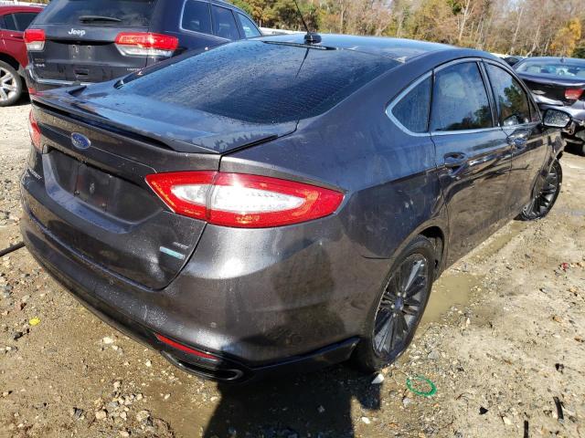 3FA6P0H95GR245689 - 2016 FORD FUSION SE GRAY photo 4