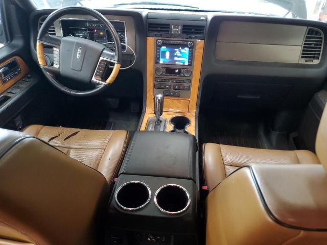 5LMJJ2J52DEL08019 - 2013 LINCOLN NAVIGATOR BLACK photo 8