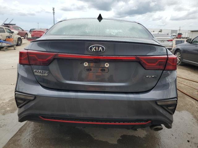 3KPF34AD9ME392953 - 2021 KIA FORTE GT LINE GRAY photo 6