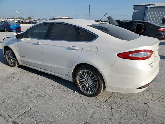 3FA6P0LU9DR385140 - 2013 FORD FUSION SE HYBRID WHITE photo 2