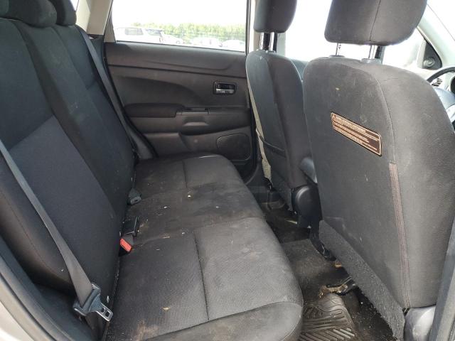 JA4AP3AU7BZ007006 - 2011 MITSUBISHI OUTLANDER ES Silber Foto 11