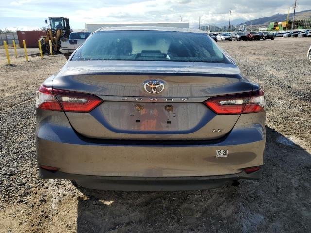 4T1C11AK8NU642641 - 2022 TOYOTA CAMRY LE 灰色 照片 6
