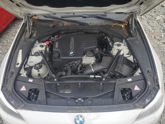 WBA5A7C53FD624716 - 2015 BMW 528 XI WHITE photo 11