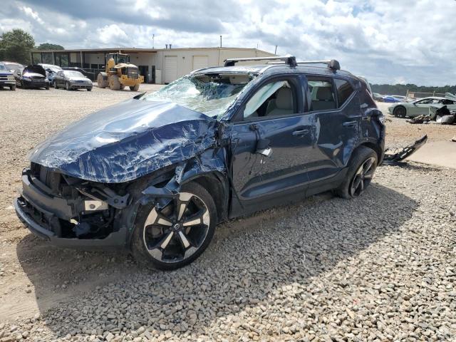 2021 VOLVO XC40 T5 MOMENTUM, null
