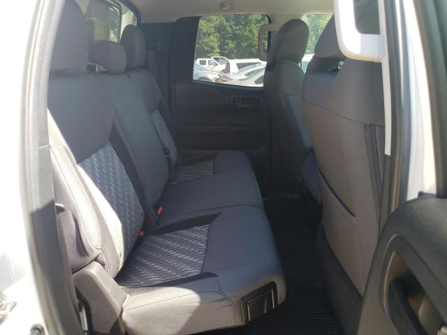 5TFCY5F12KX025494 - 2019 TOYOTA TUNDRA DOUBLE CAB SR/SR5 WHITE photo 10