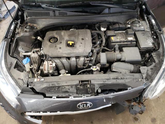 3KPF24AD3LE156865 - 2020 KIA FORTE FE GRAY photo 11