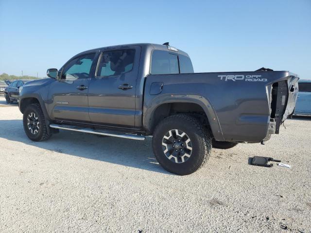 5TFAZ5CN2JX058926 - 2018 TOYOTA TACOMA DOUBLE CAB GRAY photo 2